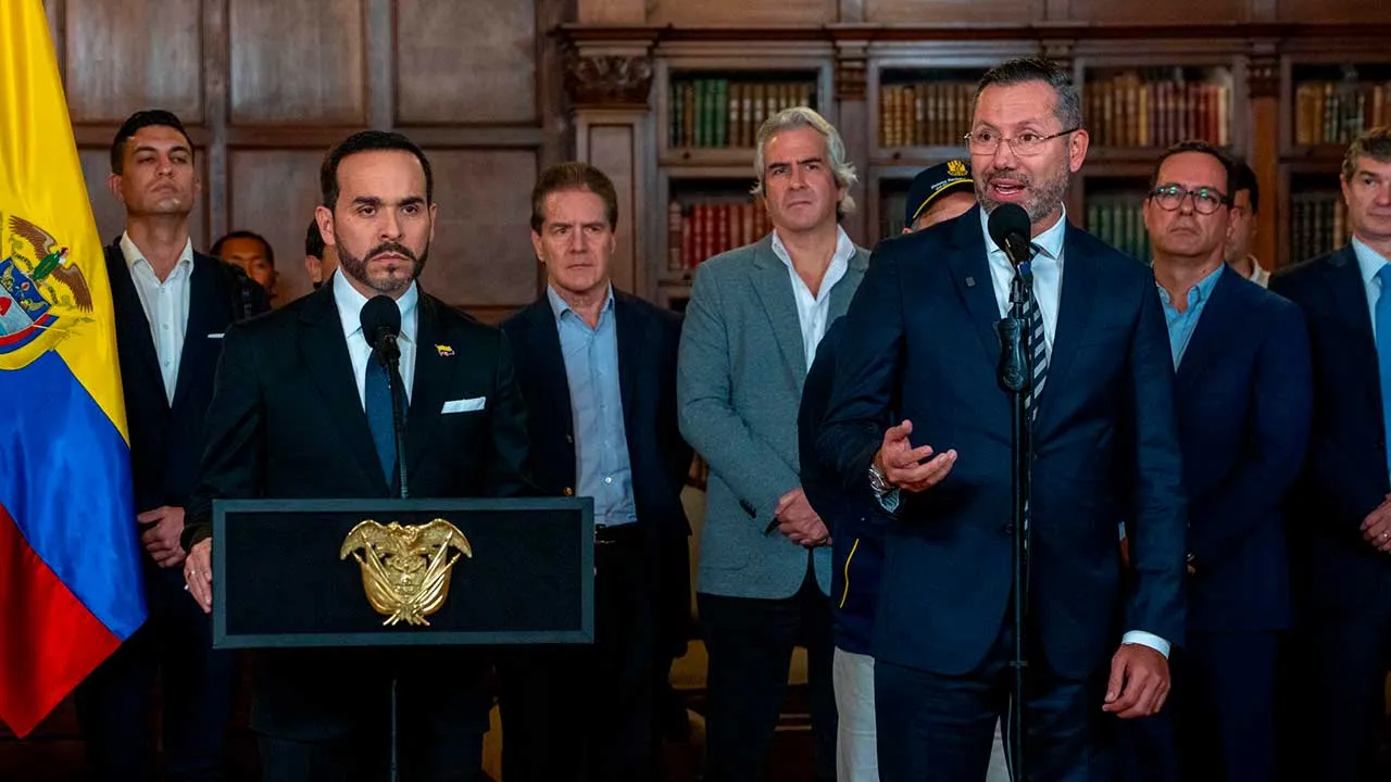 Gobierno y sector constructor articulan reconstrucción de viviendas afectadas por terremoto