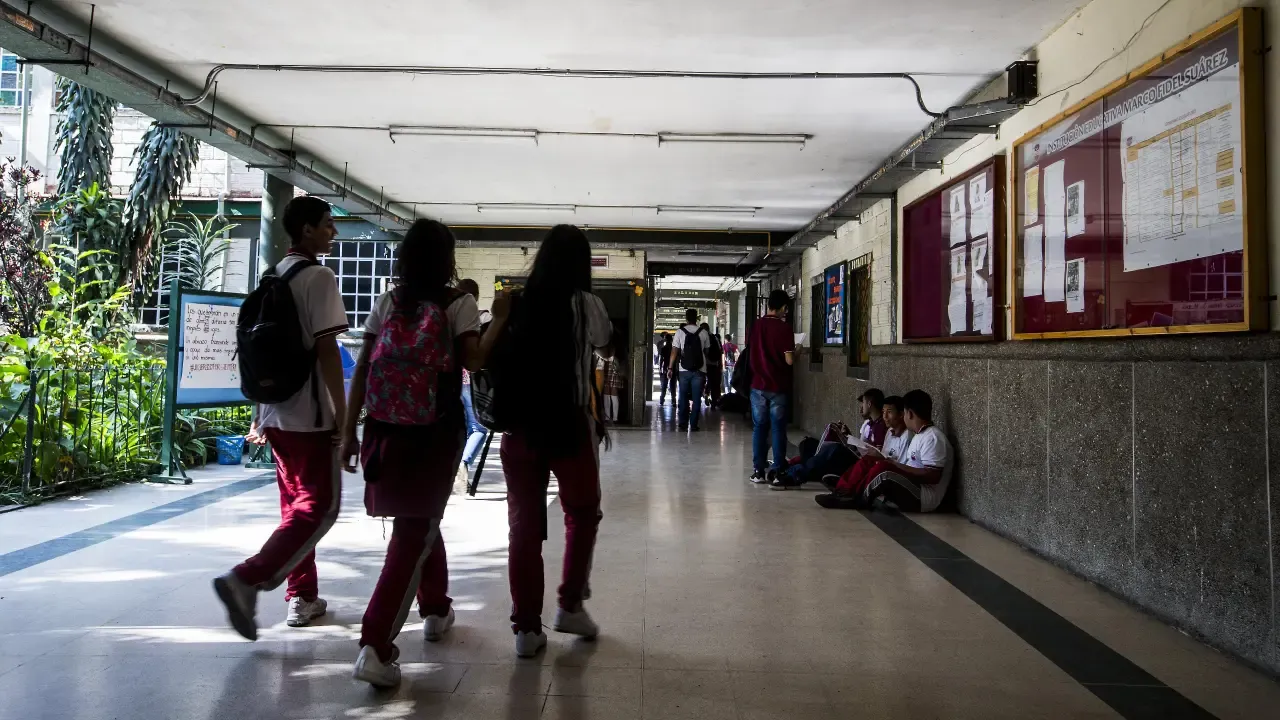 Gobierno definió el tope de aumento en matrículas de colegios privados para 2027