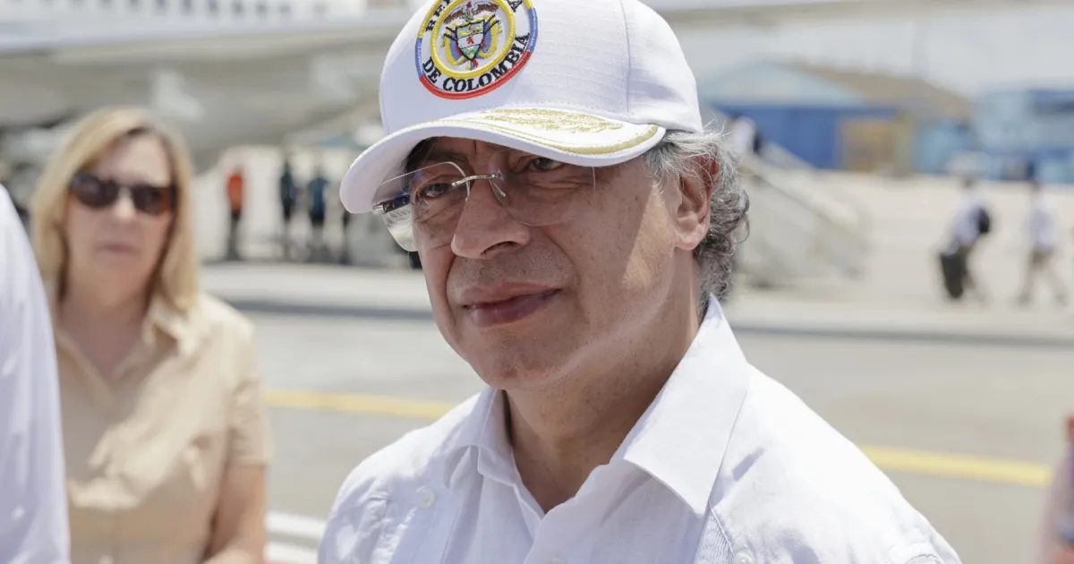Gustavo Petro advierte sobre explosivos en Cali, ciudad donde asumirá Abelardo de la Espriella