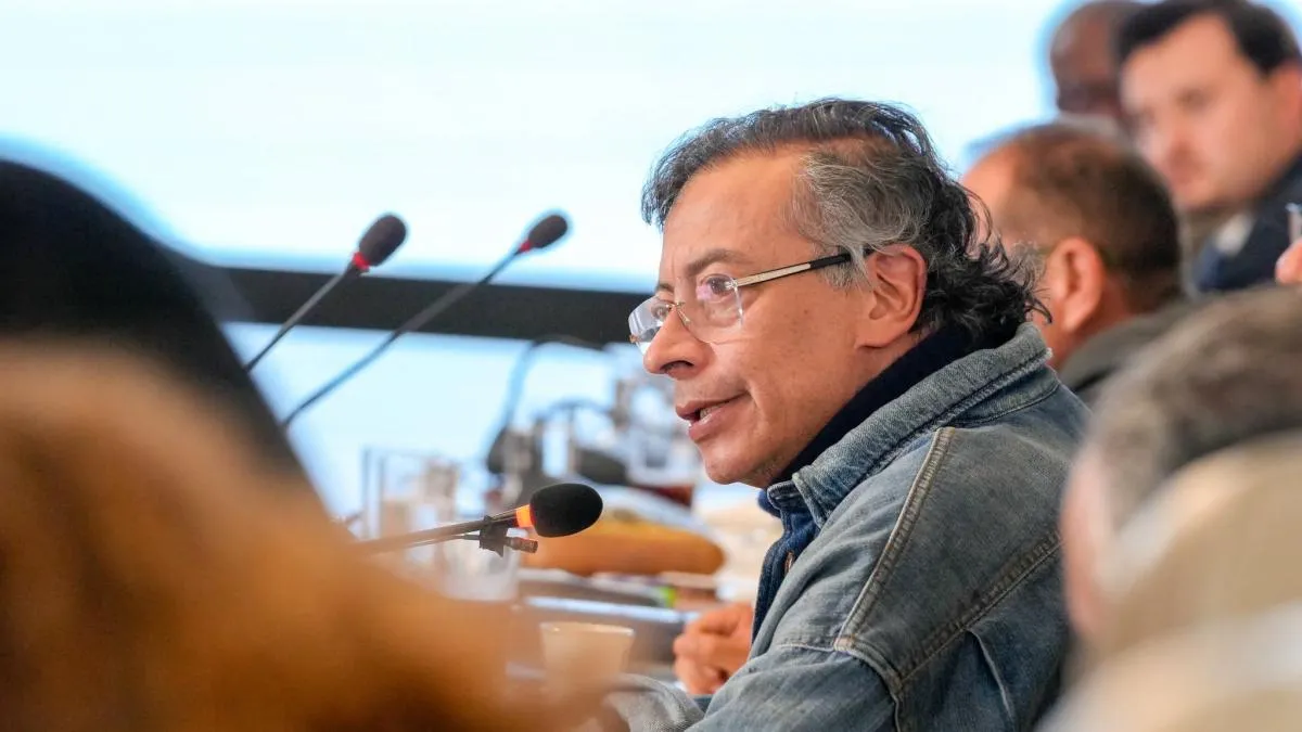 Petro anuncia que no asistirá a la investidura de Abelardo De la Espriella y que tampoco le dará la mano