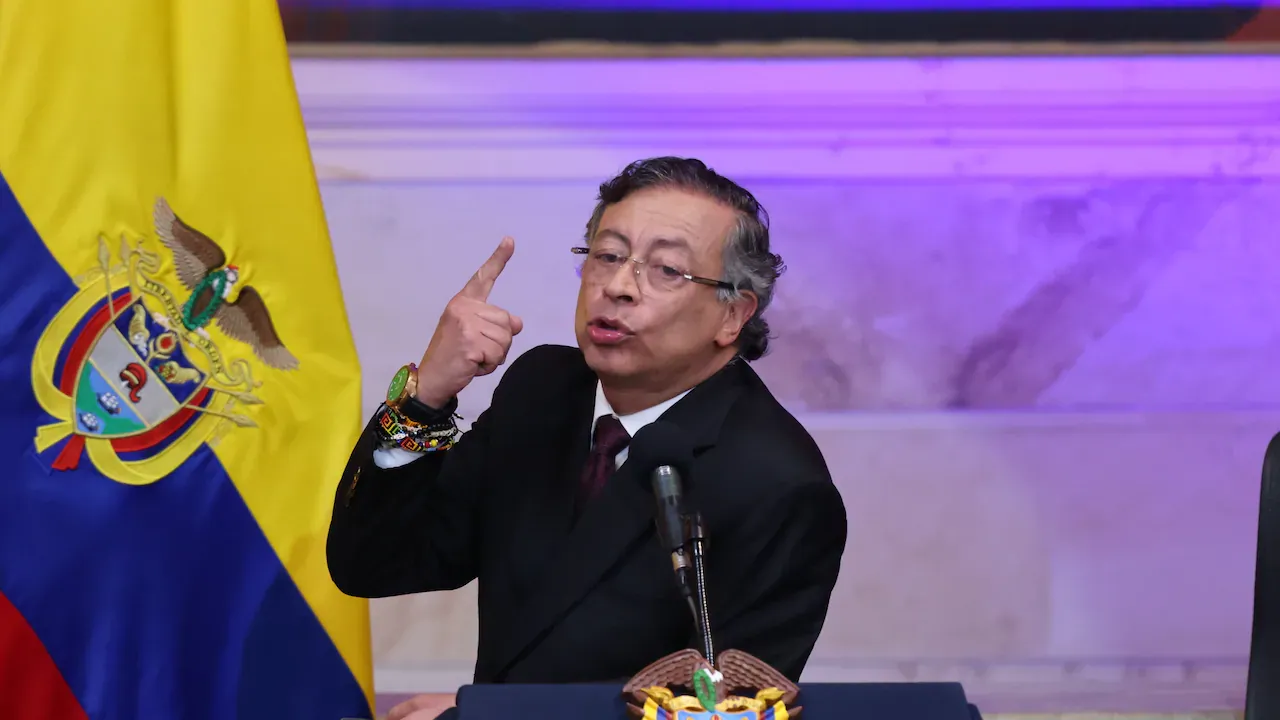 Petro publica la demanda de nulidad que busca tumbar la elección de Abelardo de la Espriella