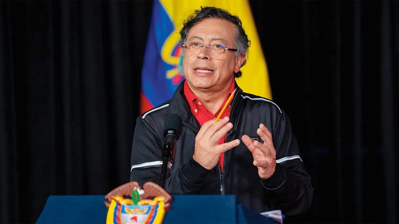 Petro saldrá de Colombia antes de la posesión de De La Espriella y regresará a Bogotá el 23 de julio