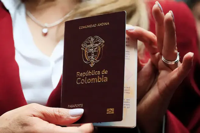 Gobierno De la Espriella confirma reserva de pasaportes para cuatro meses