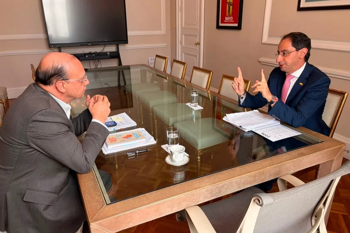 Arranca el empalme entre la administración Petro y el equipo de Abelardo de la Espriella