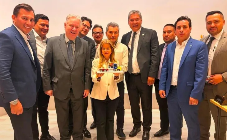 El gobierno de De la Espriella presenta su plan vial y denuncia fraudes contractuales por $306.000 millones