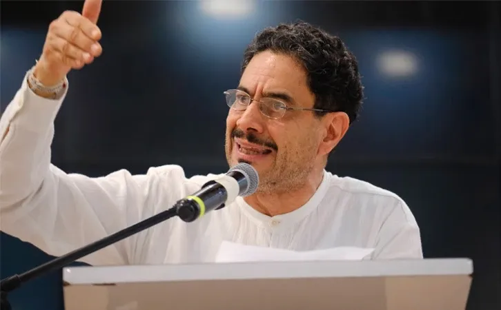 Iván Cepeda cuestiona el ingreso de la Policía a universidades y pide respetar la autonomía universitaria