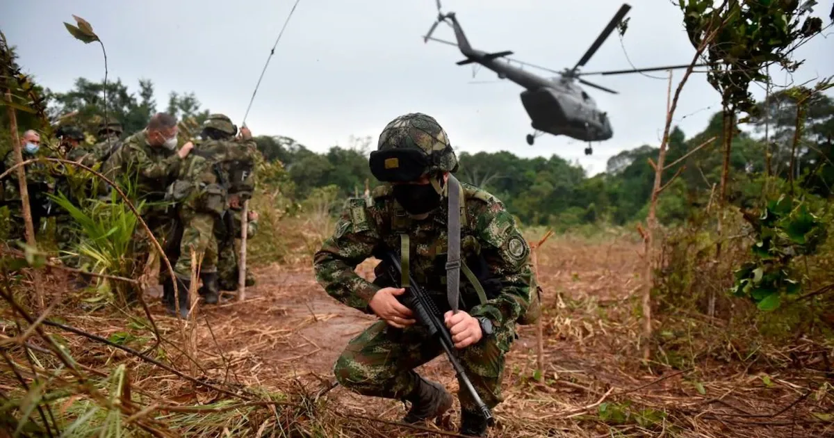 Jefe levanta suspensión de bombardeos y exige protección reforzada de menores