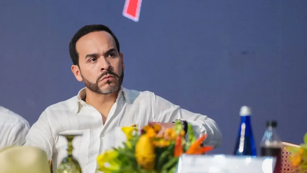 Juez ordena al presidente de la Espriella ocultar videos con cadáveres publicados en redes sociales