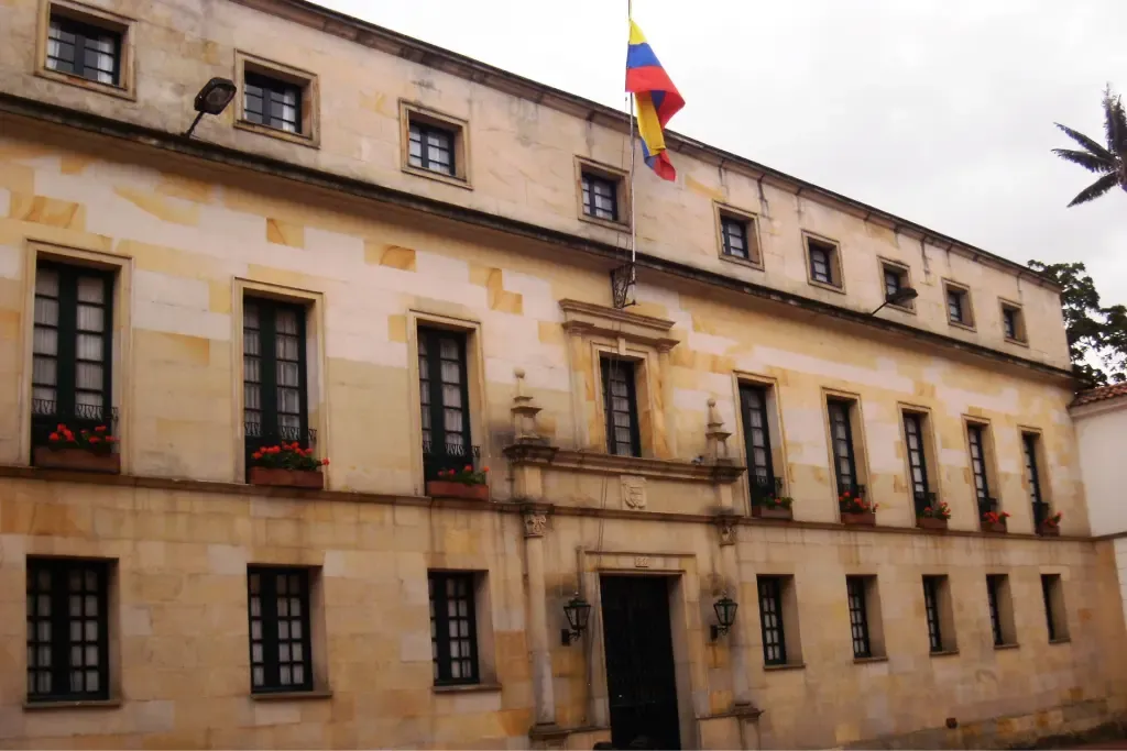 Trasladar la Presidencia de la Casa de Nariño al Palacio de San Carlos: ¿tiene sentido?