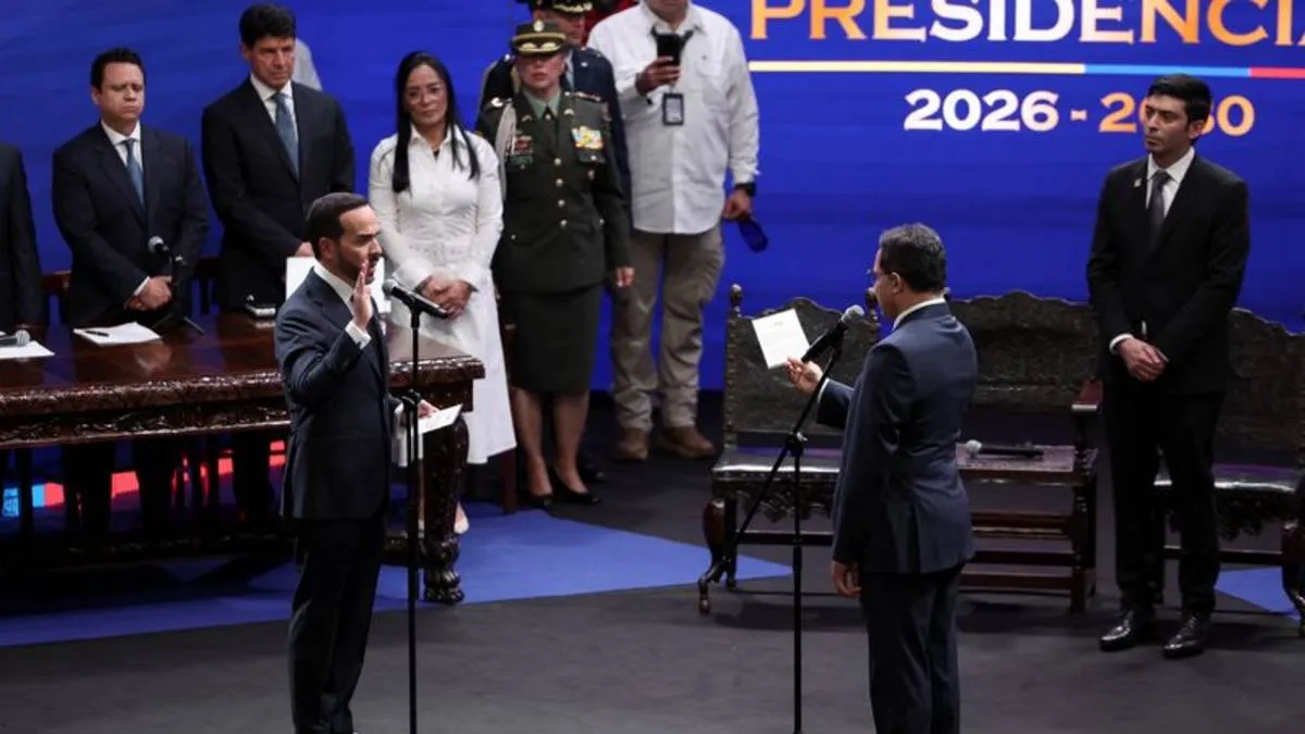 Abelardo de la Espriella asume la presidencia de Colombia con gestos hacia Washington, las Fuerzas Militares y la derecha regional