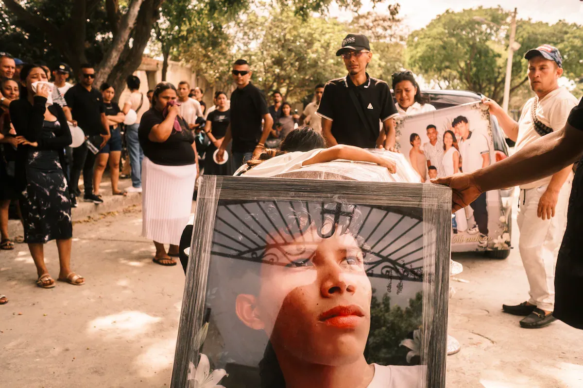 Familia de joven muerto en operativo policial en Santa Marta denuncia ejecución extrajudicial