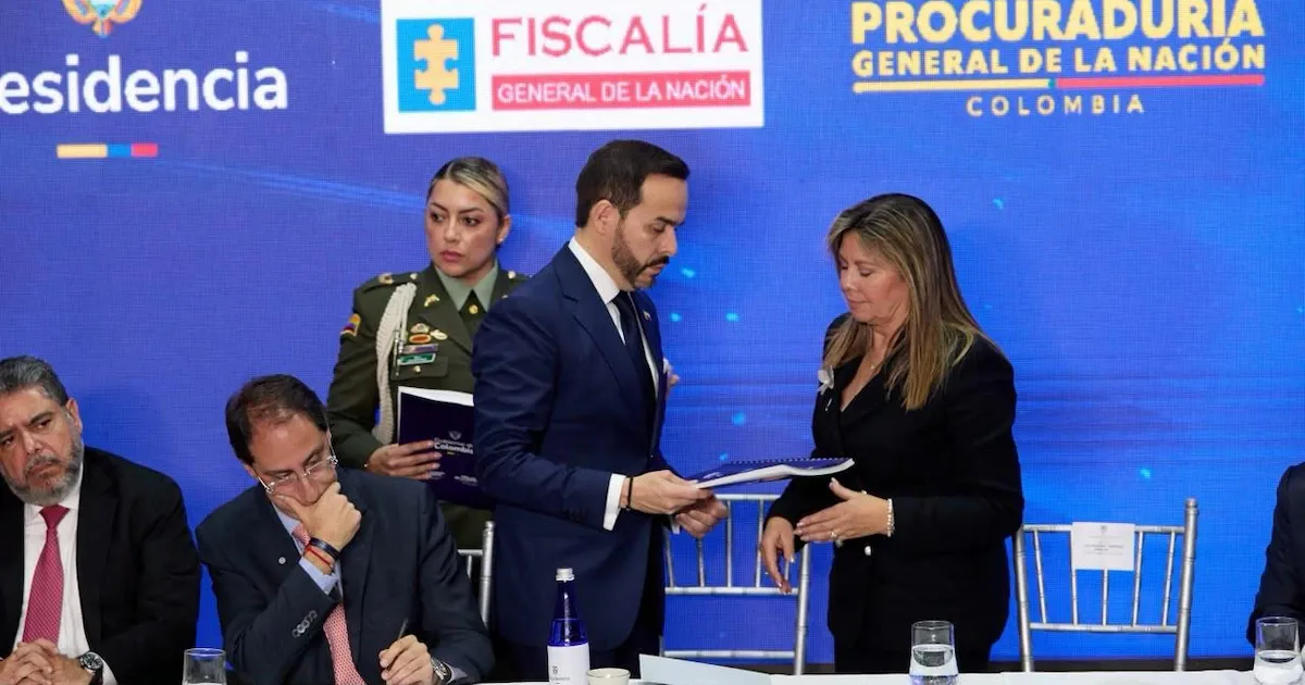 Fiscalía revisará más de 80 denuncias entregadas por el presidente Abelardo de la Espriella