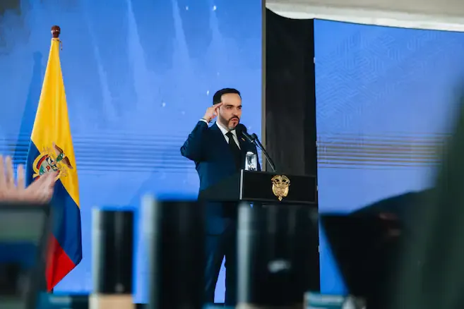 De la Espriella planteó nuevos lineamientos de paz ante alcaldes del BID en Bogotá