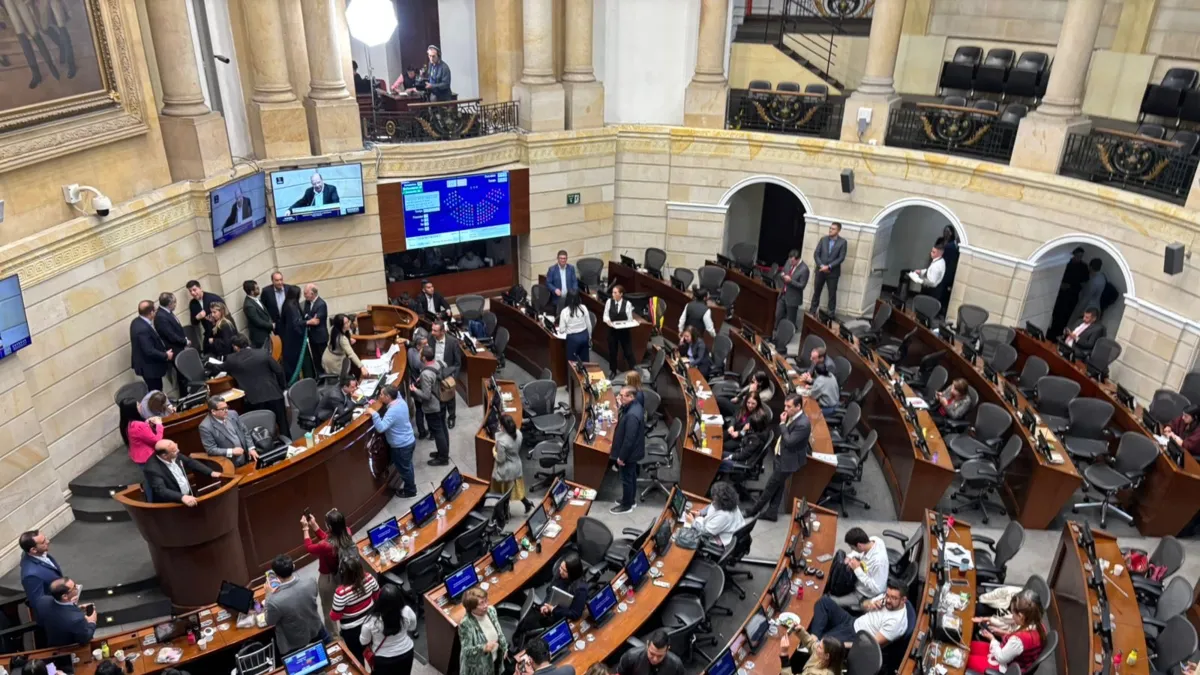 Cuatro partidos de derecha se alinean con la agenda legislativa del gobierno de Abelardo de la Espriella