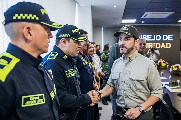 De La Espriella advierte que la seguridad privada no puede ser fachada del crimen