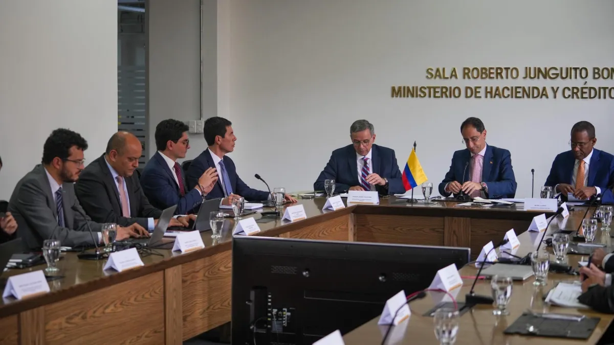 El FMI plantea cinco puntos al gobierno de De la Espriella para estabilizar las finanzas públicas