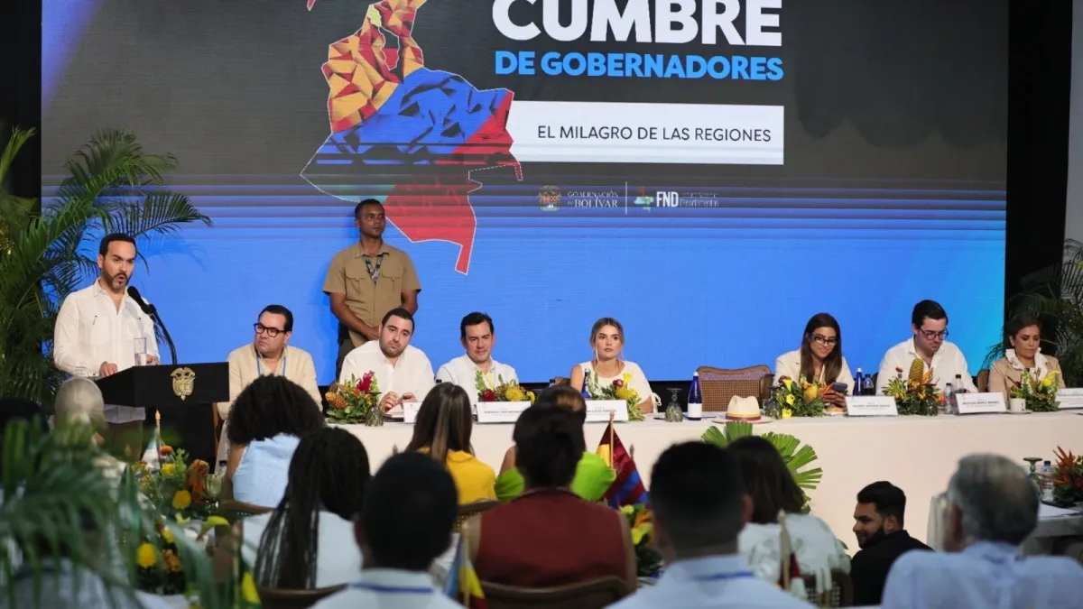 Presidente y governors se reúnen en Mompox para hablar de seguridad y descentralización