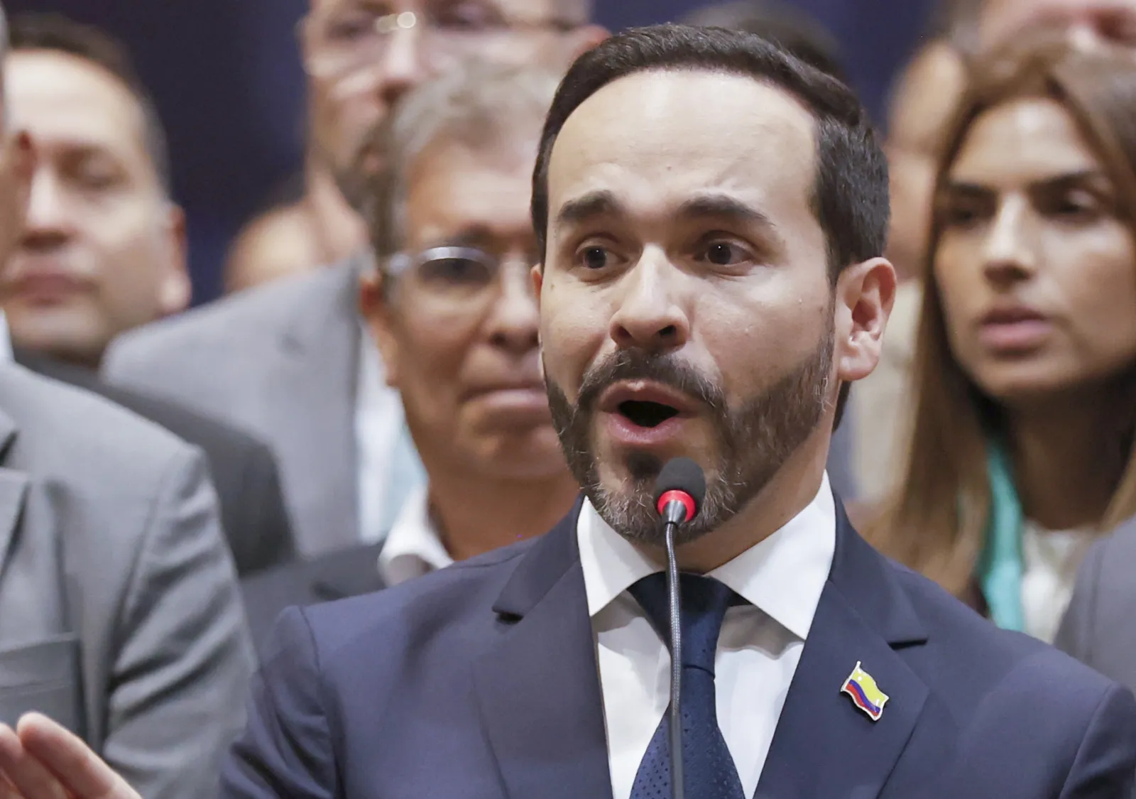 Abelardo De la Espriella asume la Presidencia de Colombia en medio de una agenda de retos económicos y de seguridad