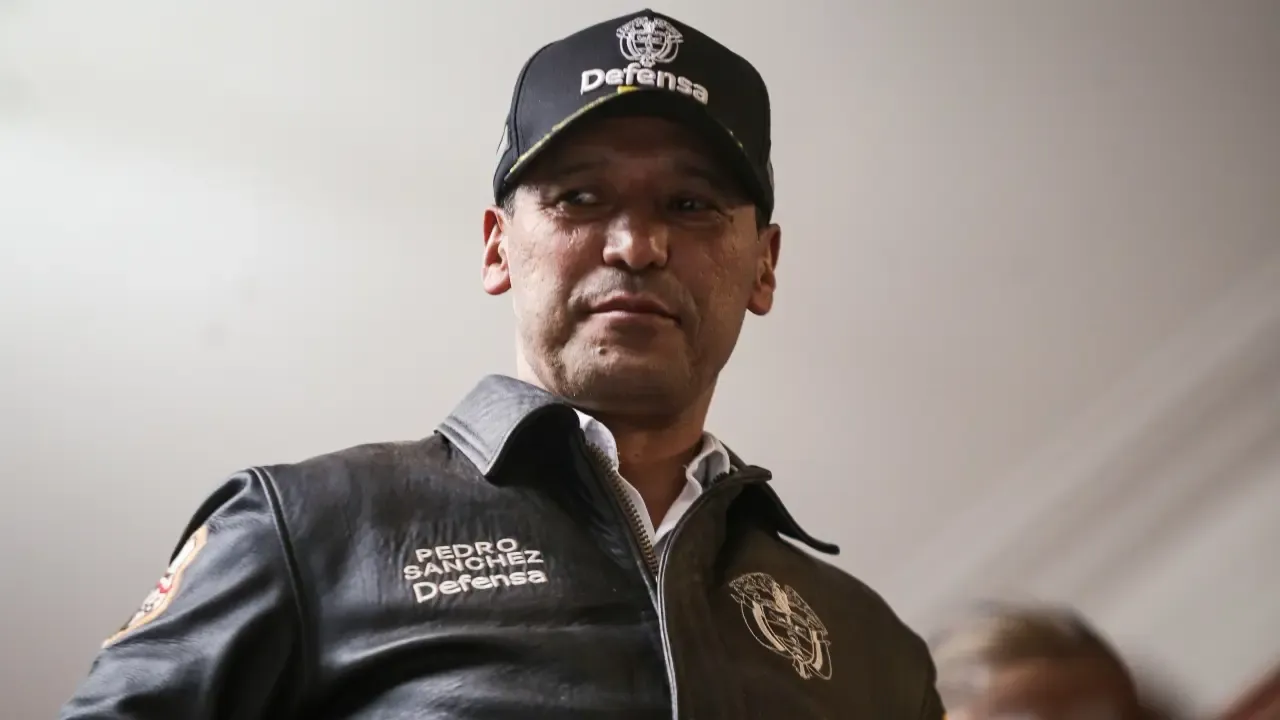 Ministro de Defensa saliente reconoce a Abelardo de la Espriella como presidente electo