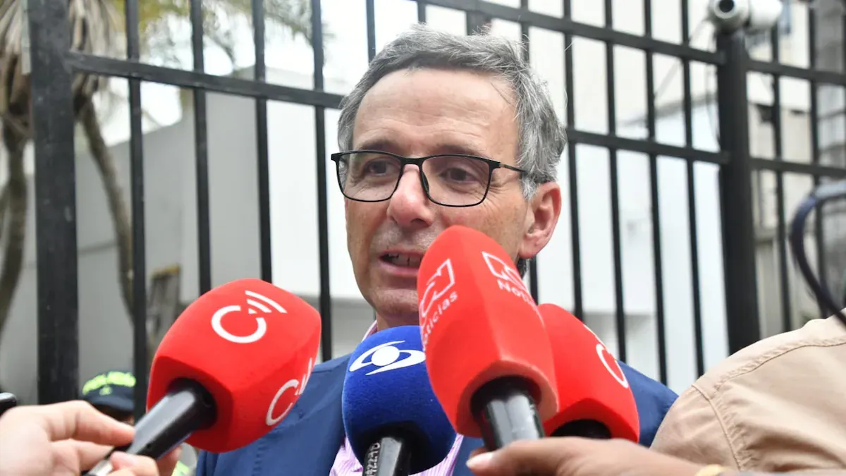 Minhacienda del gobierno de De la Espriella anuncia una reforma tributaria para septiembre