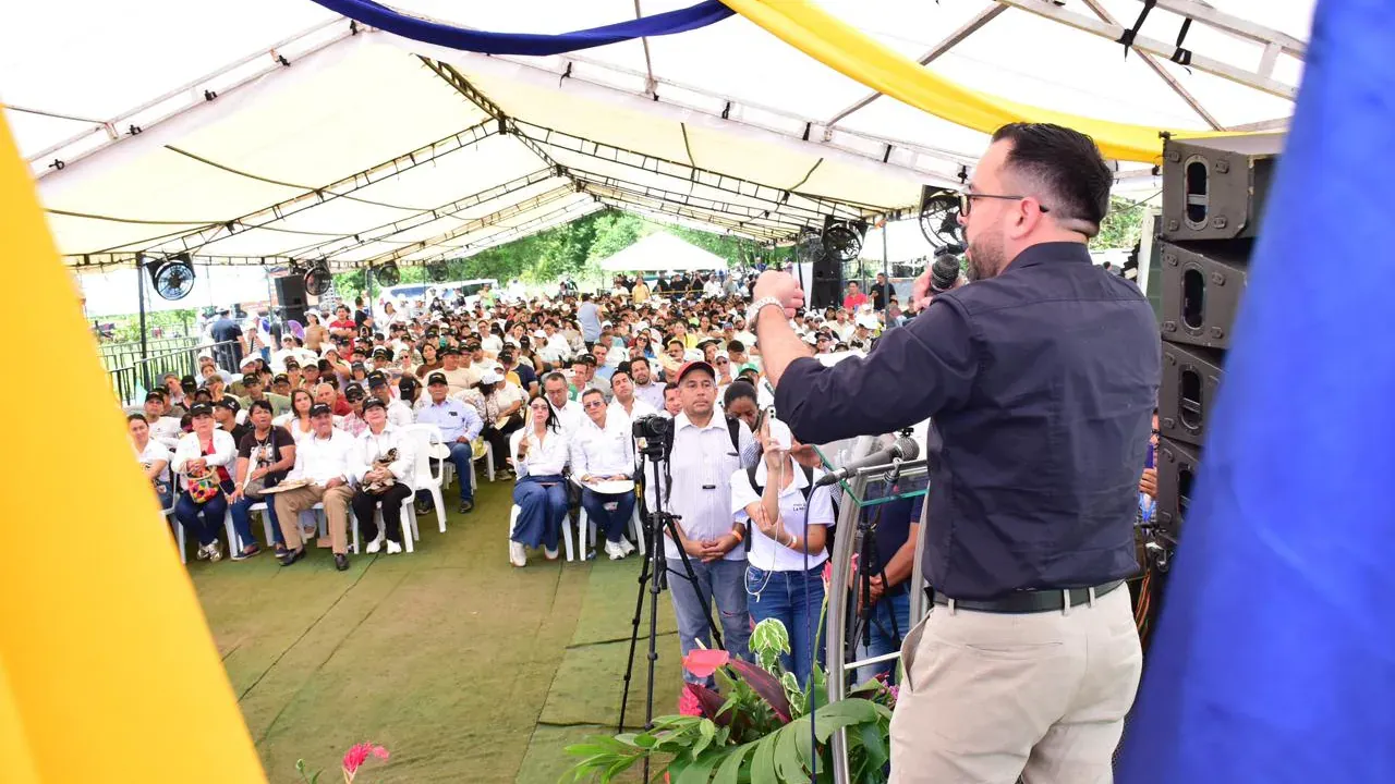 Colombia habilita el uso de baterías para almacenar energía solar