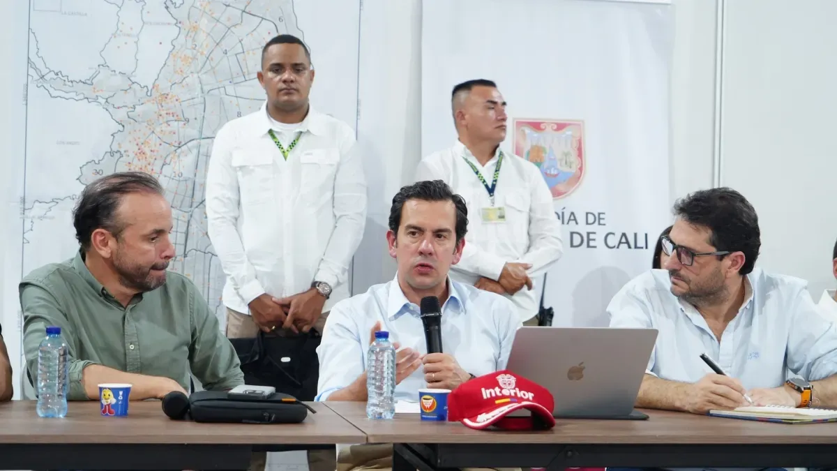 Ministro Rodrigo Lara detalla operativos contra migrantes y anuncia nuevo estatuto antiterrorista al Congreso