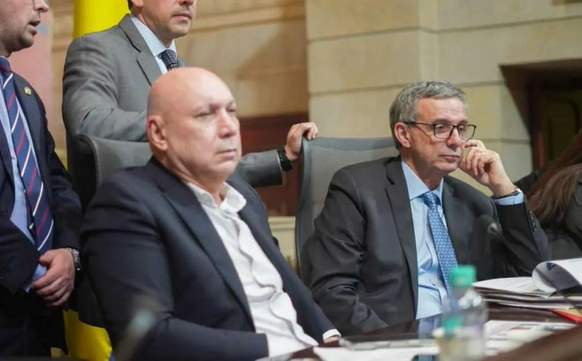 Ministros acercan al Partido Liberal en busca de apoyo para las prioridades del Gobierno