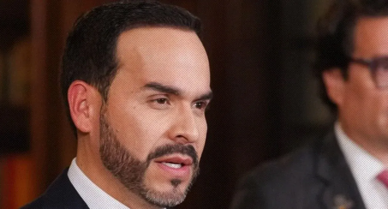 El Gobierno de De la Espriella anuncia recortes en multas, fotomultas y licencias de conducción