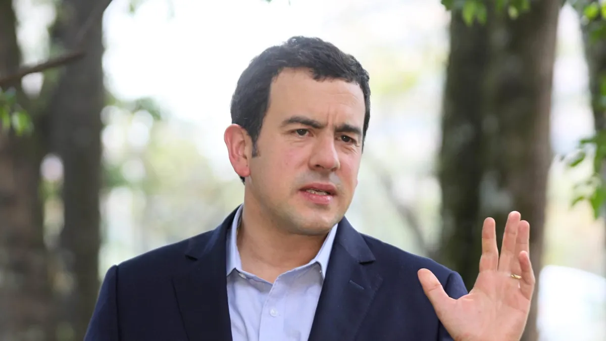 Rodrigo Lara asume el Ministerio del Interior en el primer nombramiento del gobierno de Abelardo de la Espriella