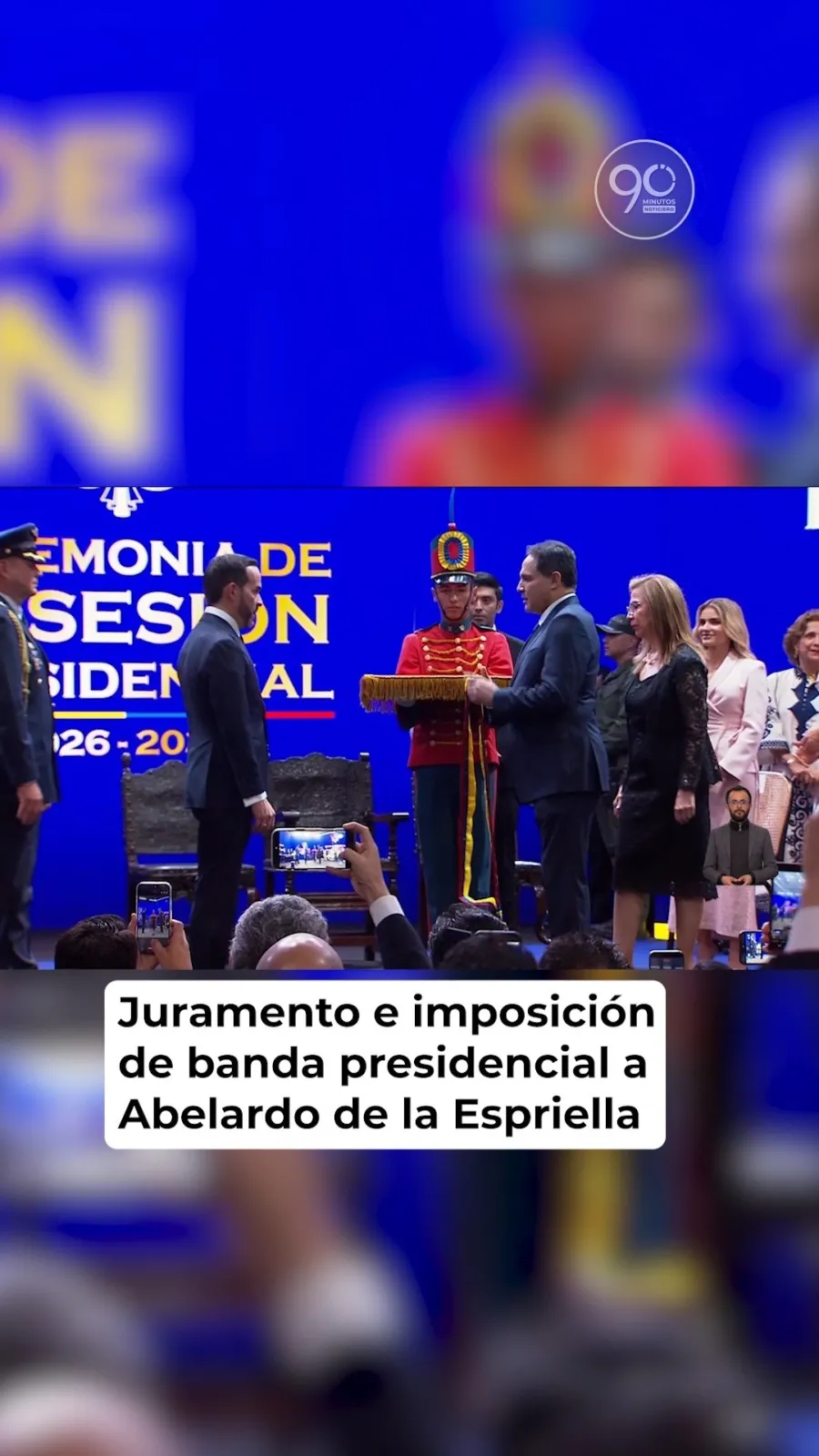 Abelardo de la Espriella toma juramento y recibe la banda presidencial