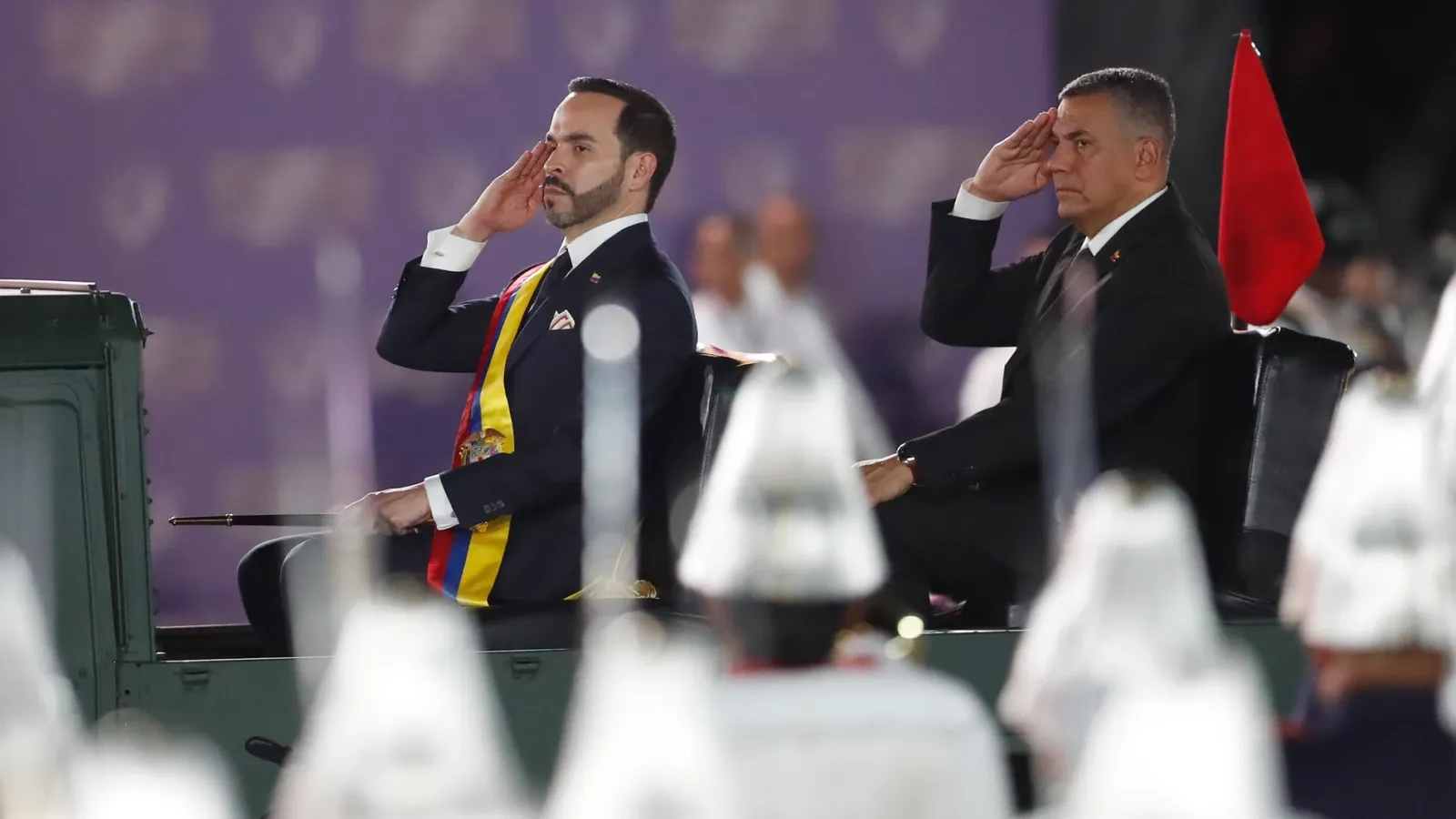 Abelardo de la Espriella presenta un gabinete con nueve hombres y nueve mujeres
