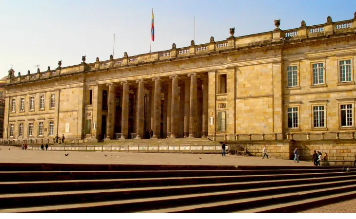 Nuevo gobierno arranca con mayorías en el Congreso