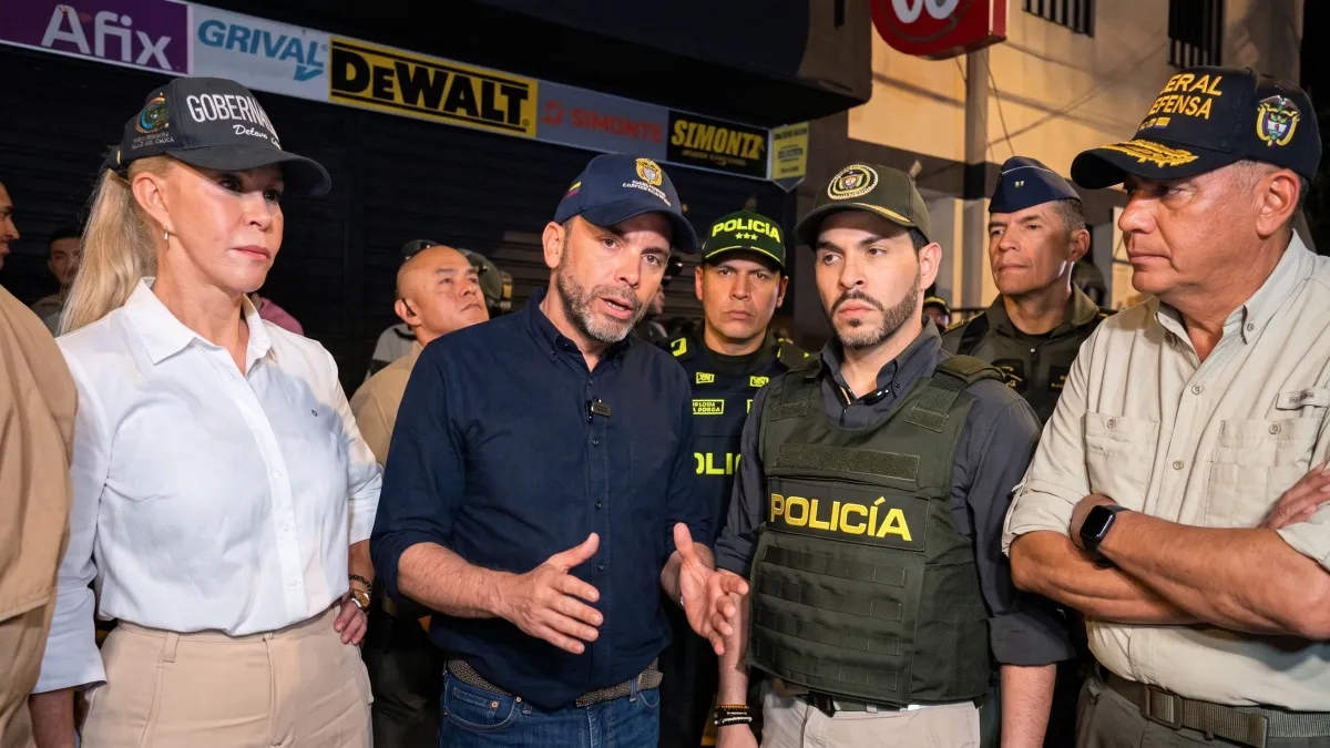Operación Iron: el presidente De La Esprilla dirige operativo en el centro y oriente de Cali