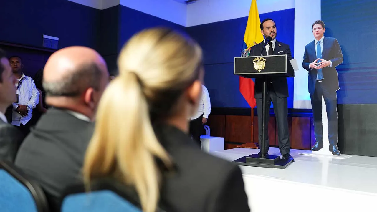 Presidente De La Espriella interviene en el Centro para el Liderazgo Valiente Miguel Uribe Turbay