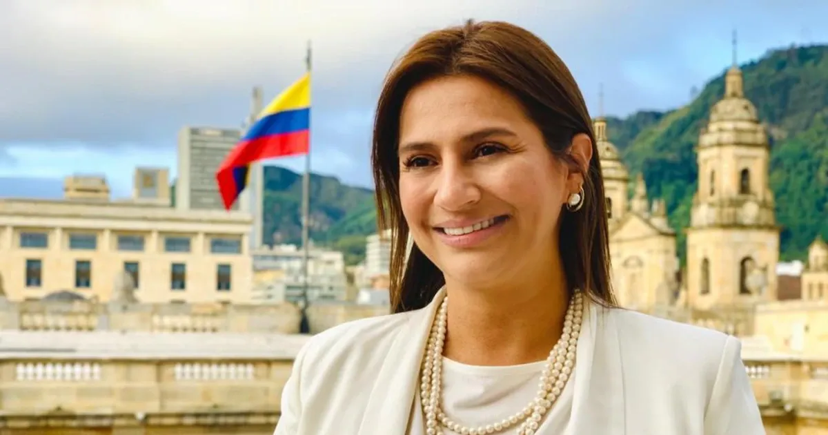 Paola Holguín asume como ministra de Cultura en el gobierno de Abelardo de la Espriella