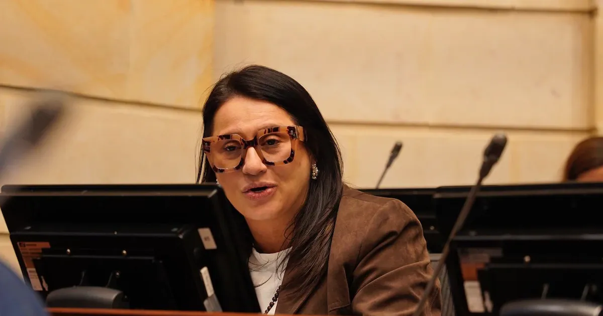 Paola Holguín asume como ministra de Cultura en el gobierno de Abelardo de la Espriella