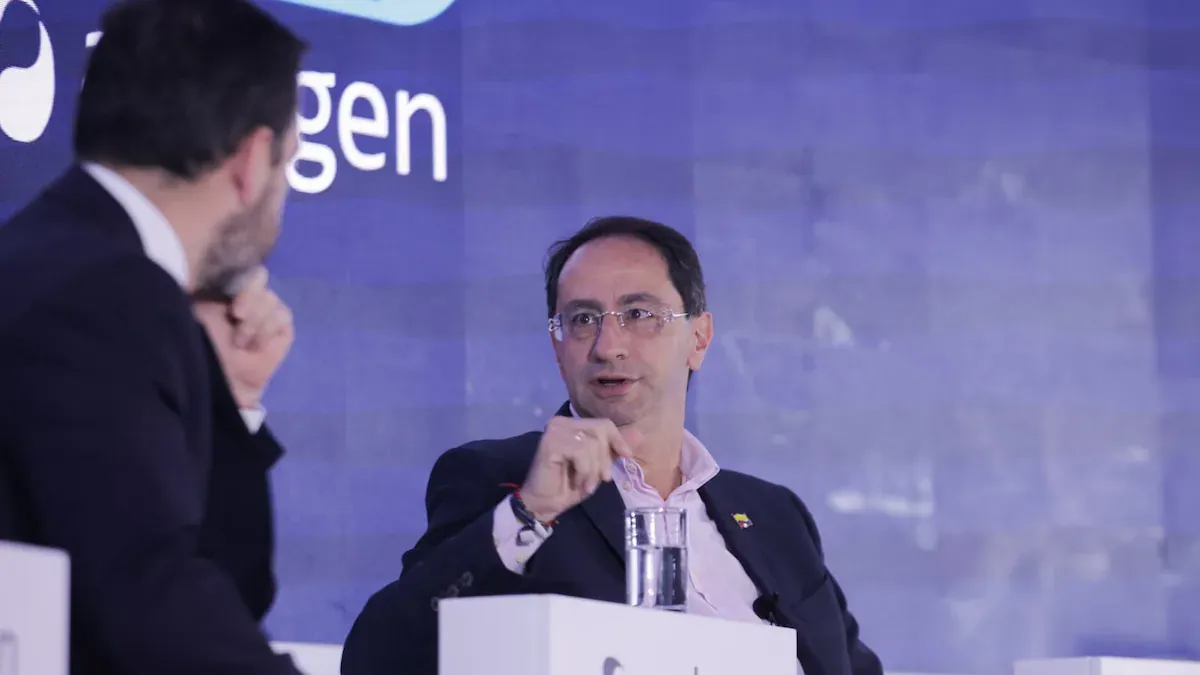 Vicepresidente Restrepo anuncia plan de austeridad fiscal y propuesta para crecer la economía