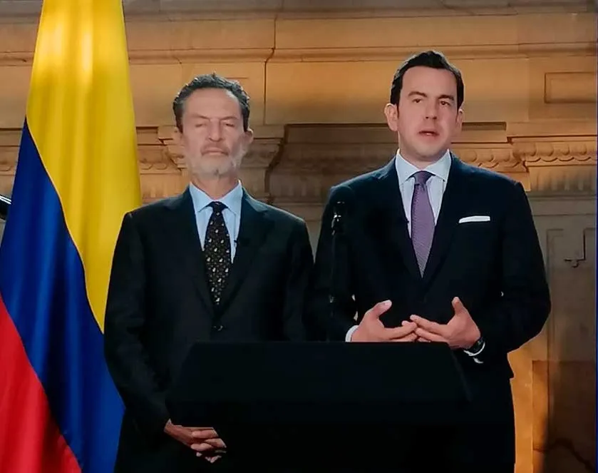 Gobierno garantiza expedición de pasaportes tras suspender convenio con la Imprenta Nacional