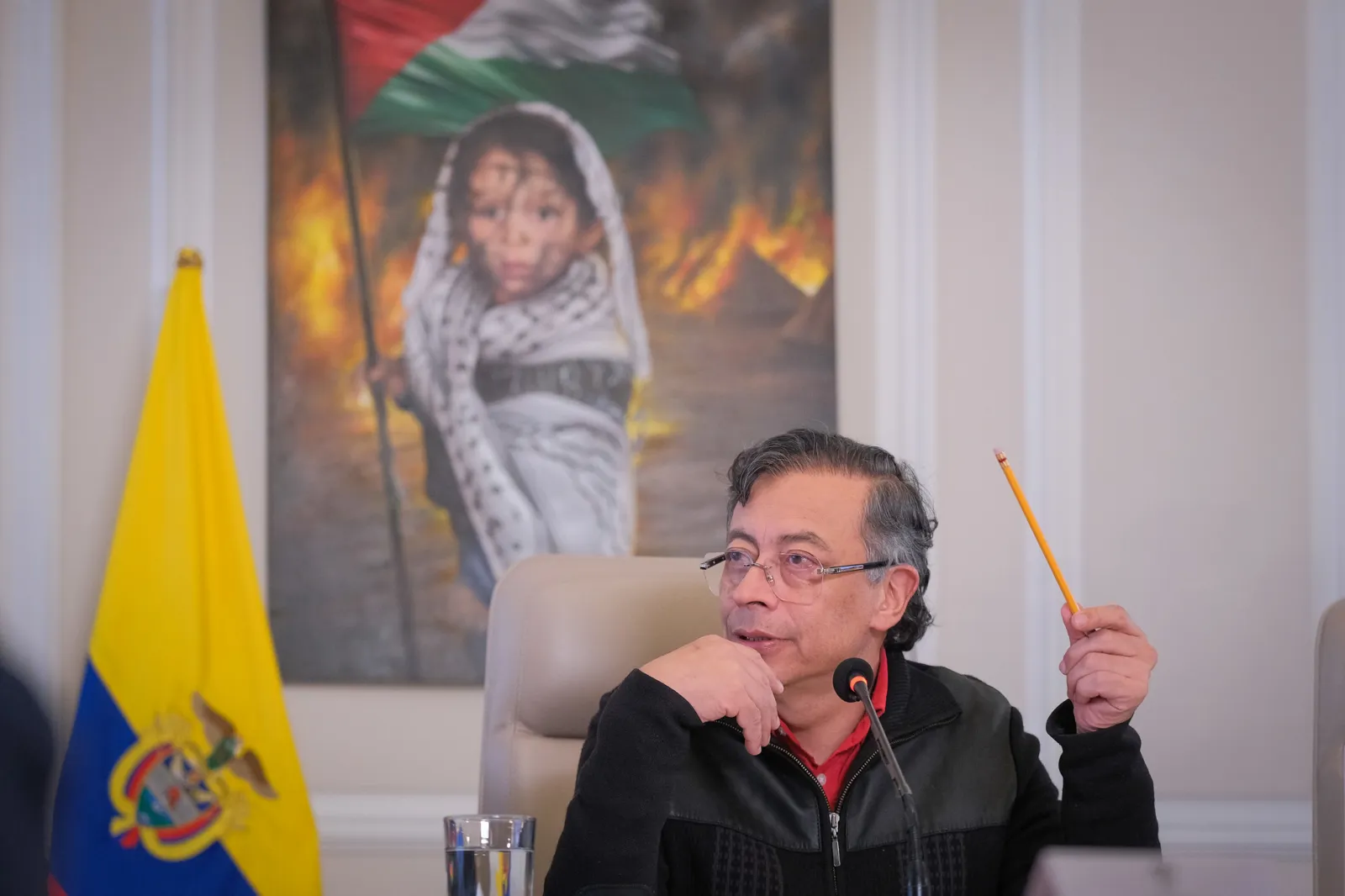 Petro agradece la carta de Karol G a De la Espriella y la conecta con un diálogo con el papa León XIV
