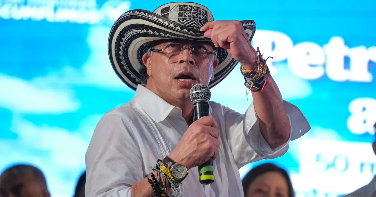 Tensión entre Petro y el gobierno de De la Espriella por declaraciones sobre el páramo de Santurbán