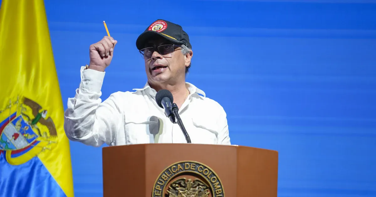 Petro solicita que se evalúe la anulación de las elecciones tras el apoyo de Trump a De la Espriella