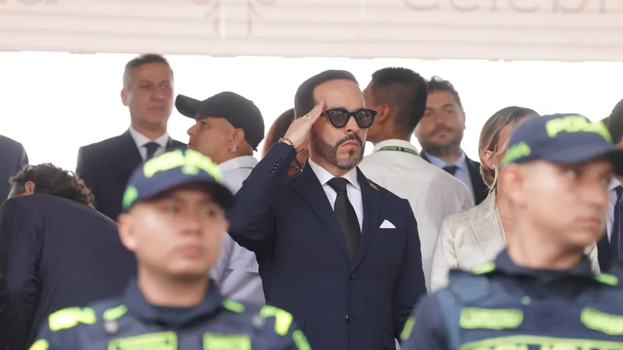 De La Espriella pronunció en Medellín un discurso por la Independencia con eje en la lucha contra el crimen