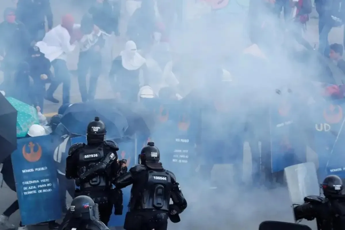 Gobierno permite ingreso de la Policía a universidades públicas y reitera respaldo a la protesta pacífica