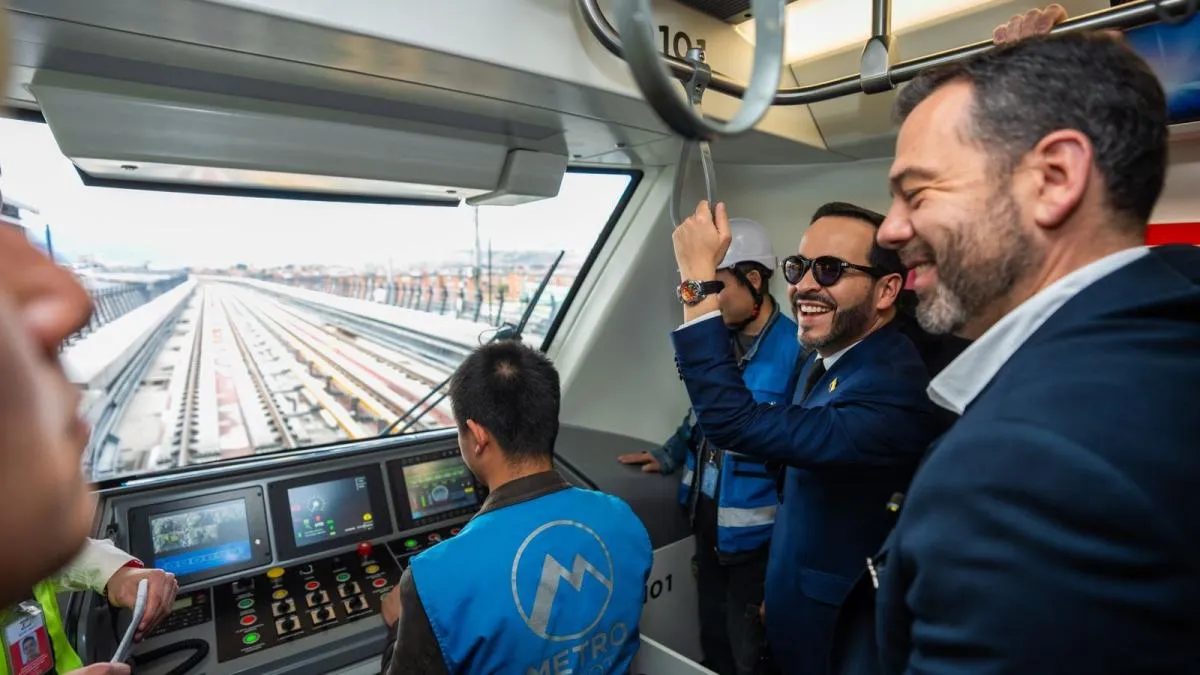 De La Espriella recorrió el Metro de Bogotá y garantizó recursos para su continuidad