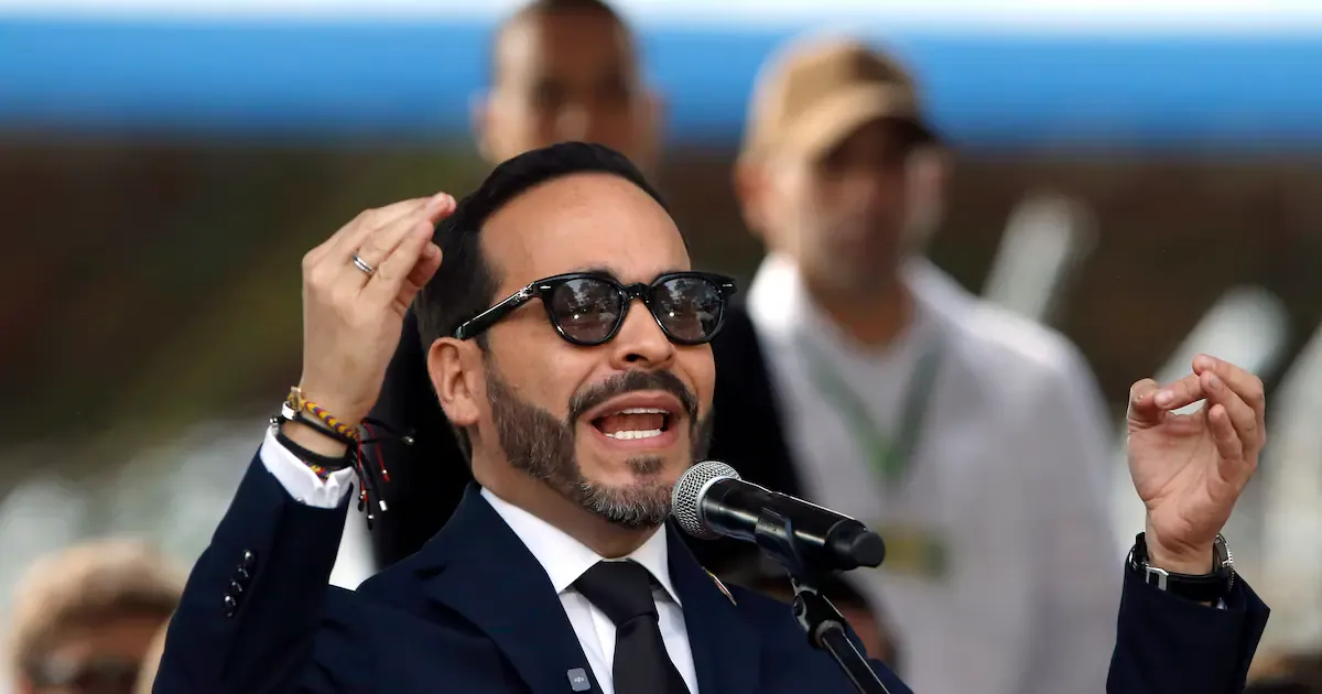 Rafael Nieto dice que no irá a la posesión de De La Espriella si se hace en una unidad militar