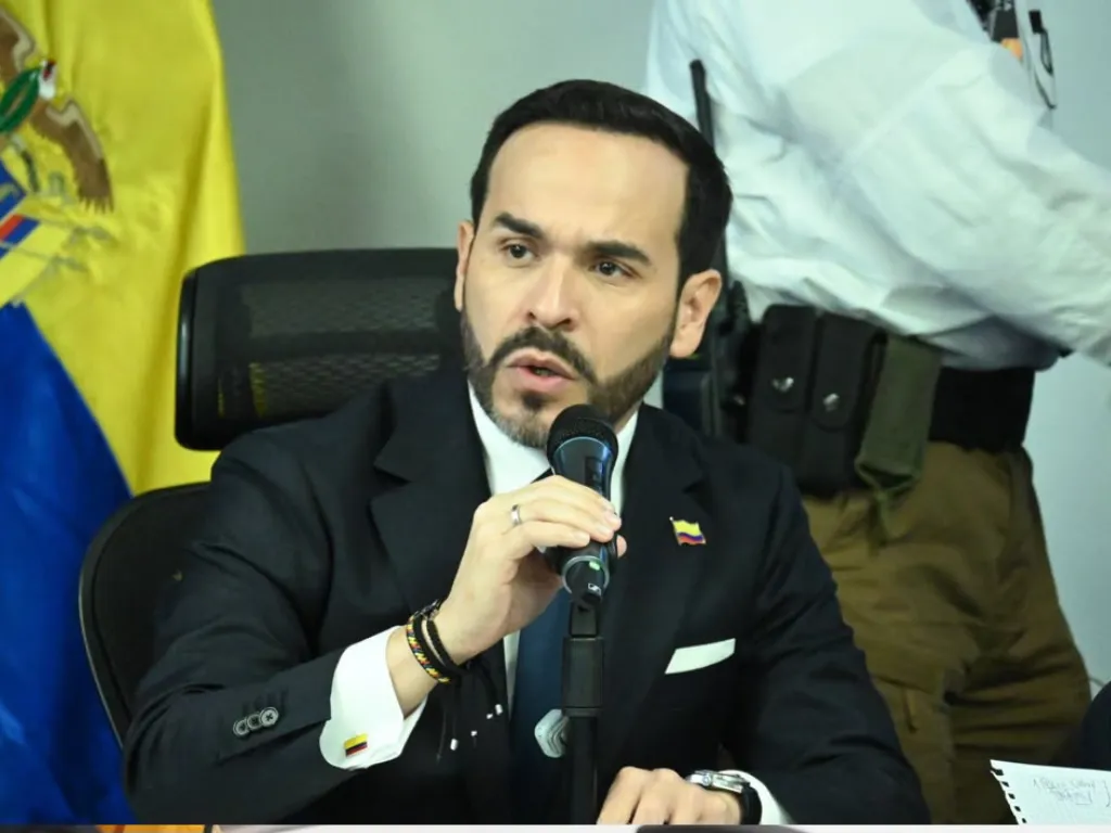 Presidencia aclara la condición fiscal del presidente Abelardo De La Espriella entre 2017 y 2025