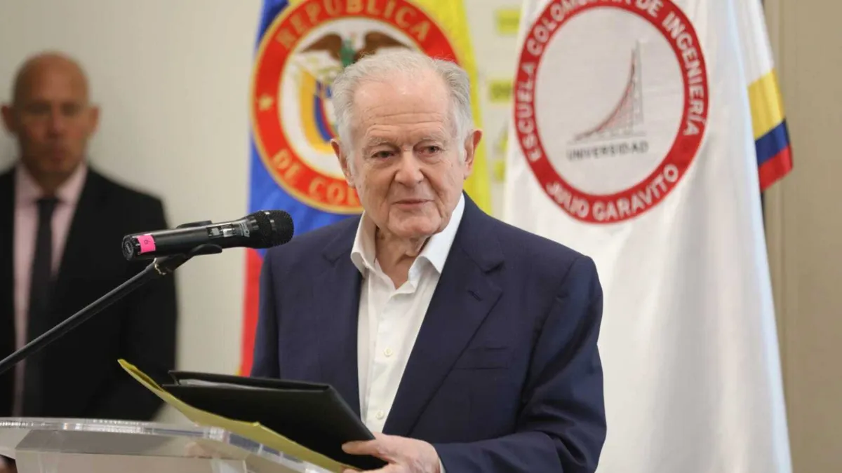 Presidente Abelardo De La Espriella agradece donación de $200.000 millones de Luis Carlos Sarmiento para la reconstrucción del país