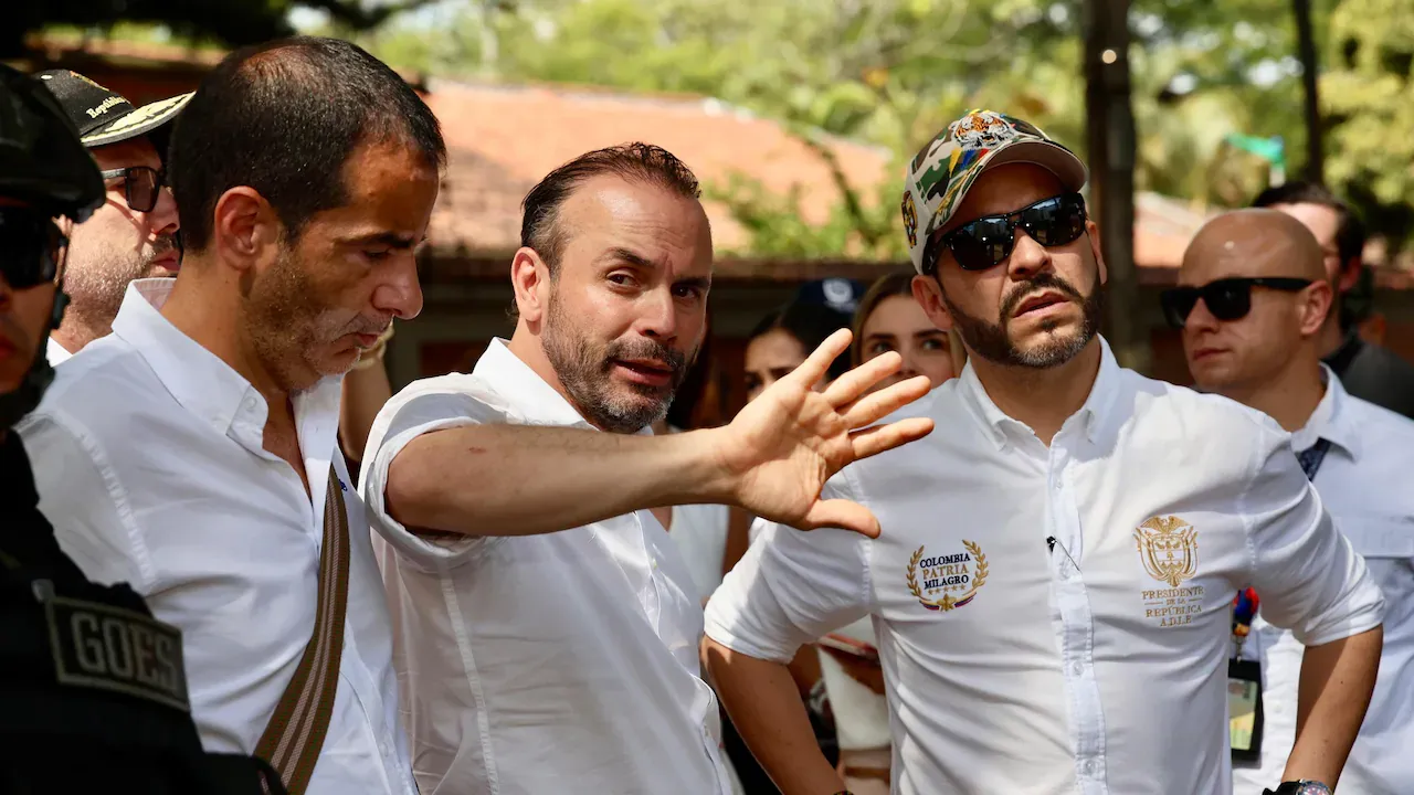 Presidente De la Espriella anunció 24 inmuebles de la SAE en Cali para damnificados