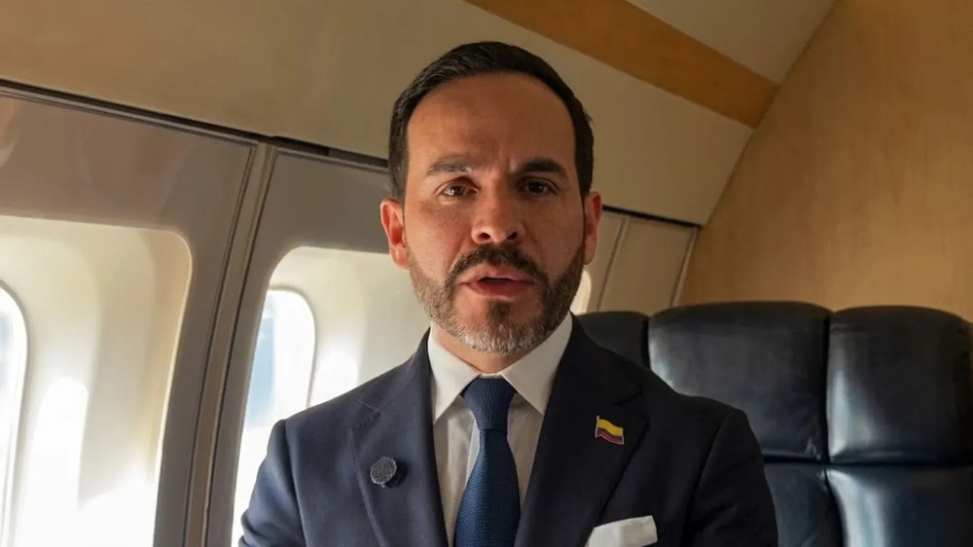 Presidente De La Espriella cancela agenda en La Guajira para priorizar otra atención