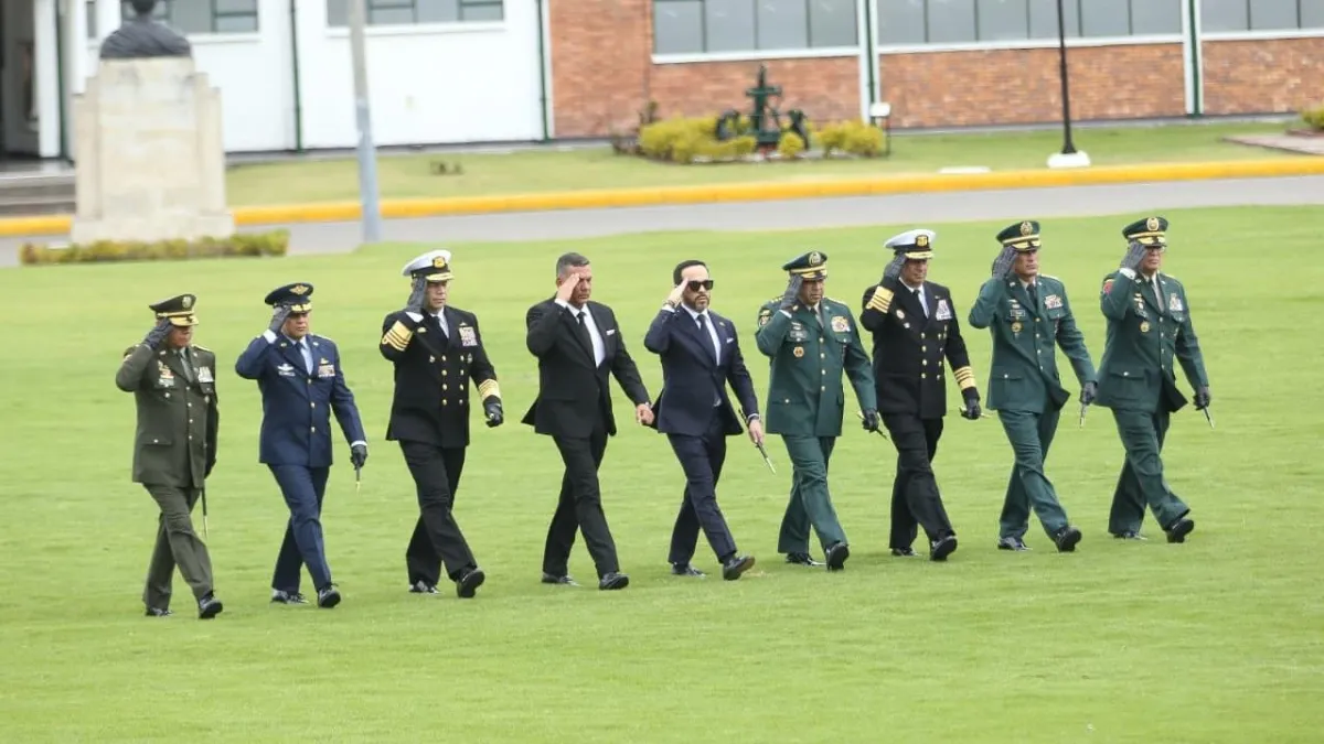 Presidente De La Espriella posesiona a la nueva cúpula militar y de Policía y fija su ruta de seguridad